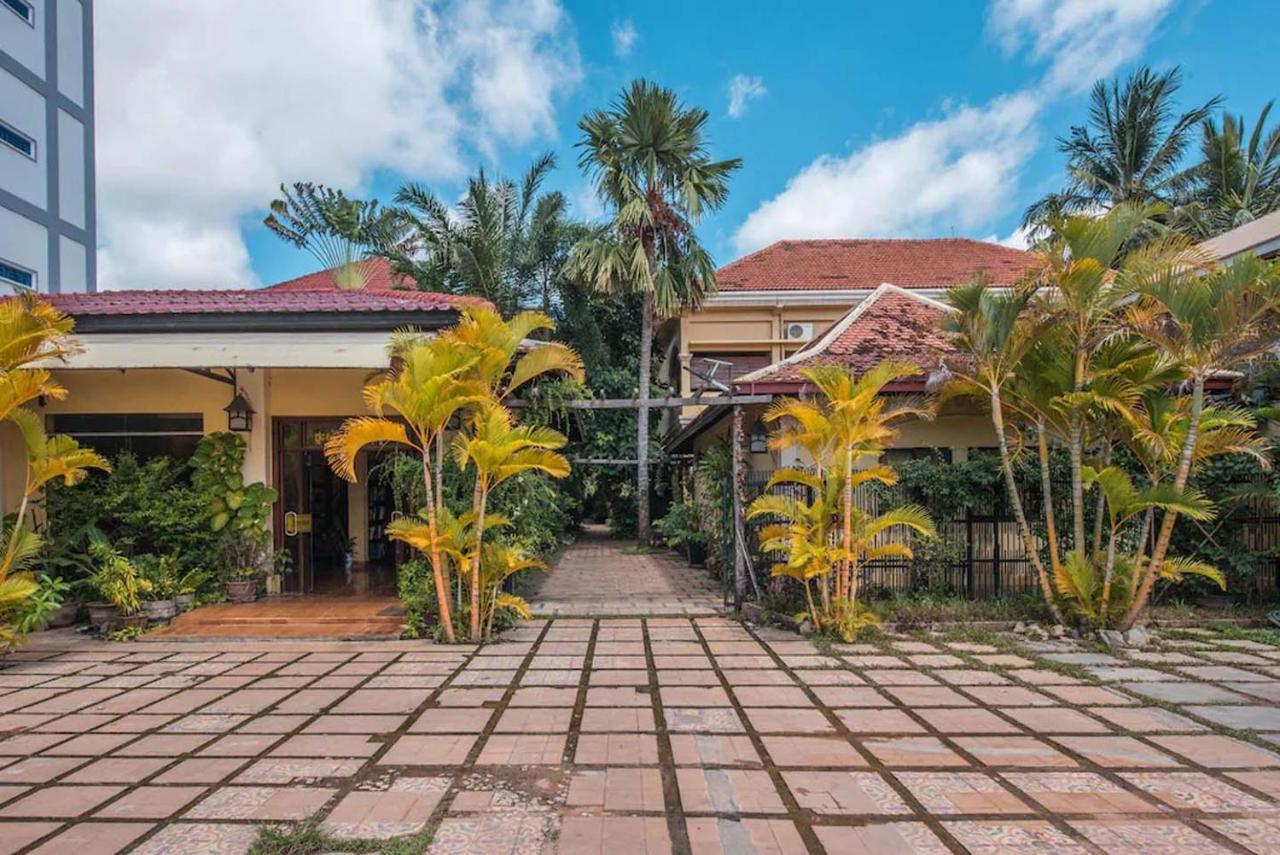 Marirath Boutique Hotel Siem Reap Esterno foto