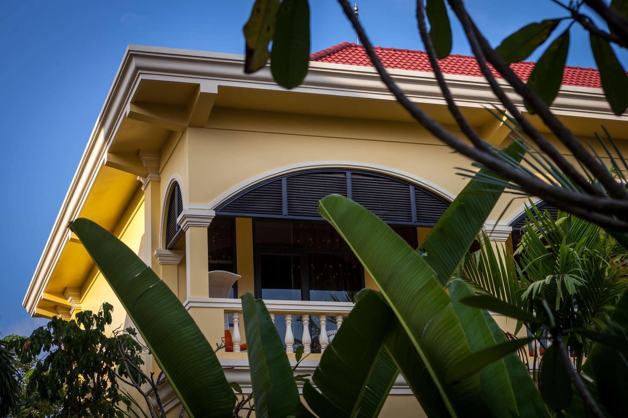 Marirath Boutique Hotel Siem Reap Esterno foto